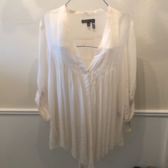 Elizabeth and James Tops - NWT Elizabeth and James blouse